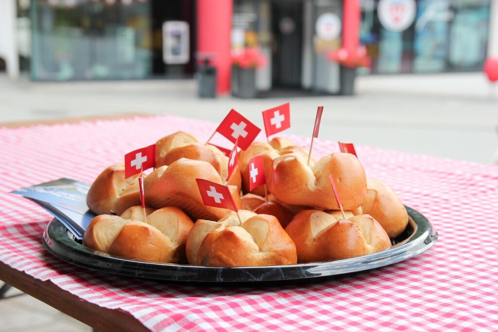 SaaSの効果は本当に違う？比較してわかるメリットとデメリットとは？